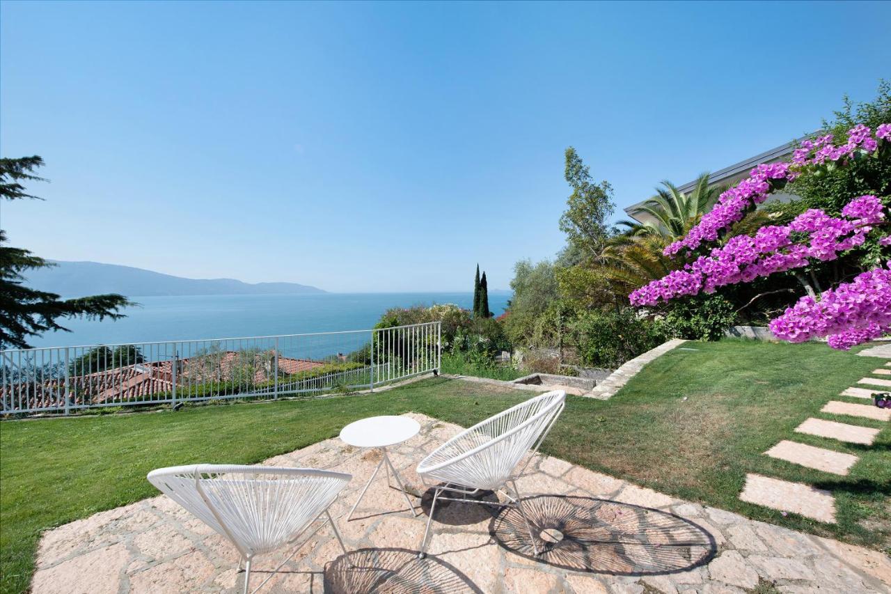 Villa Gargnano Bagian luar foto