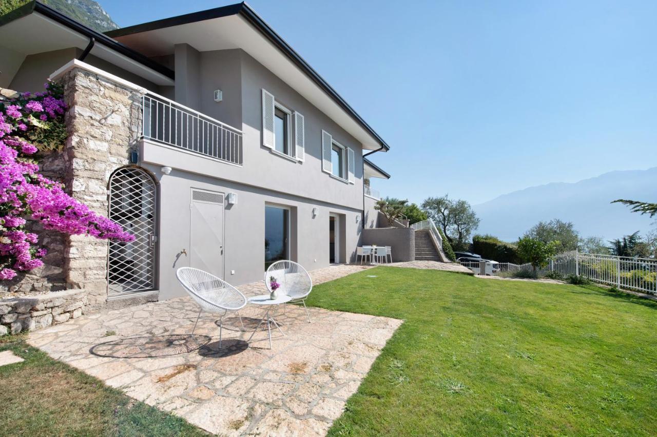 Villa Gargnano Bagian luar foto